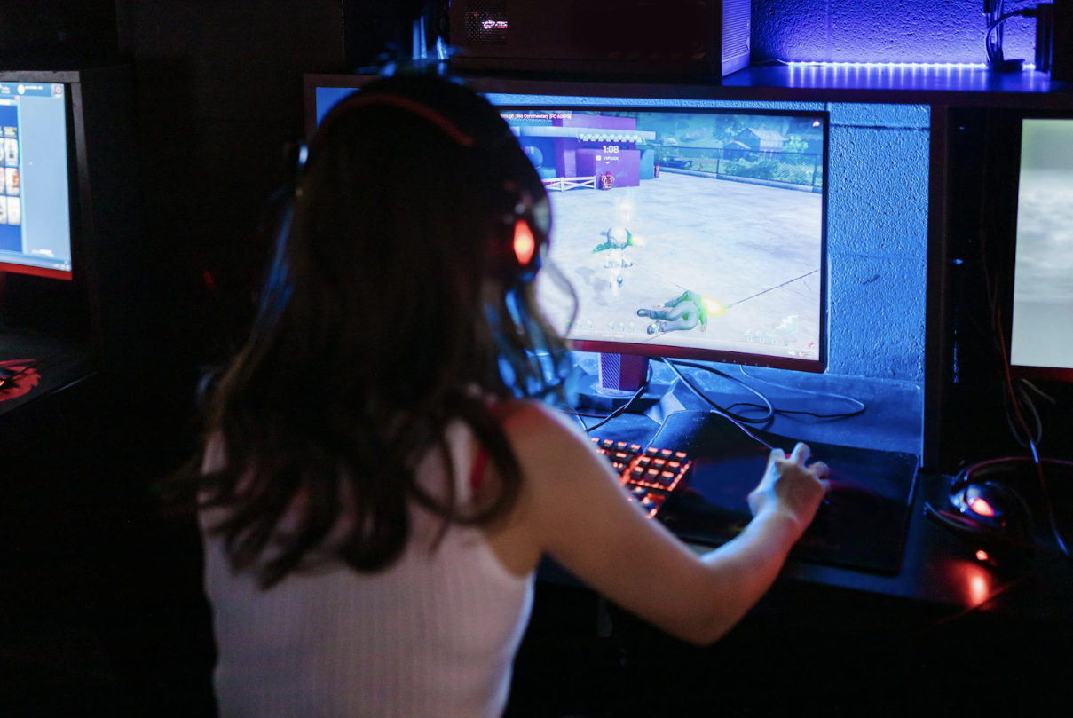 Gaming in our Advanced Tech Age: Cool Perks to Help Your Experience