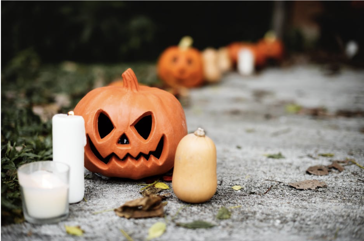 The Ultimate Guide to Planning a Spook-tacular Halloween Party