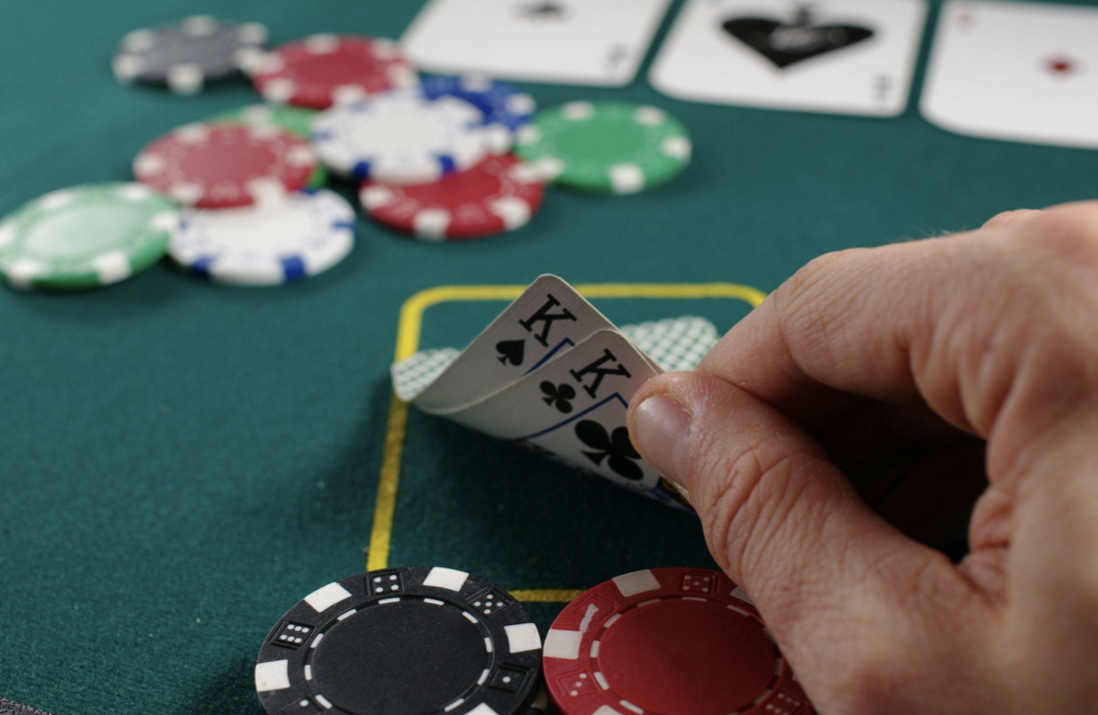 High Stakes &amp; Historic Sights: The UK Casino Experience