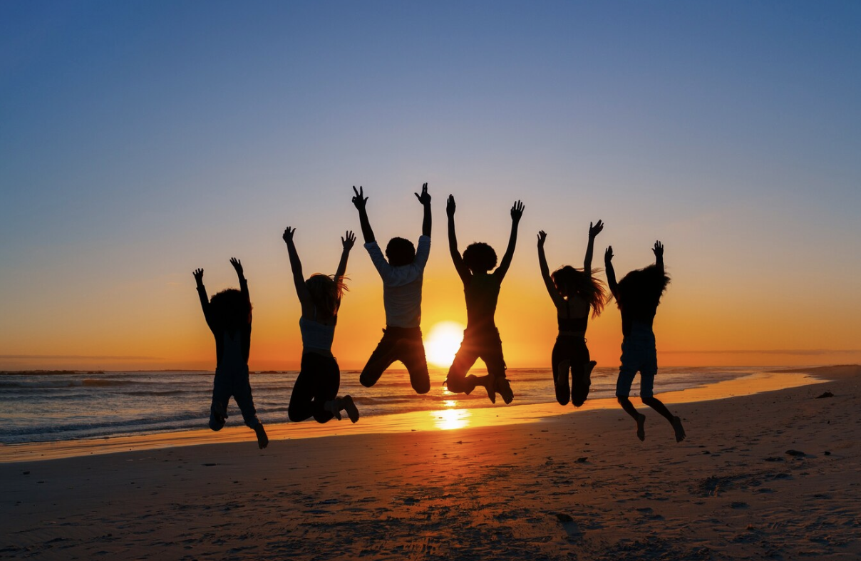 From Pixels to People: Crafting Engaging Virtual Team Building Experiences with Professionals
