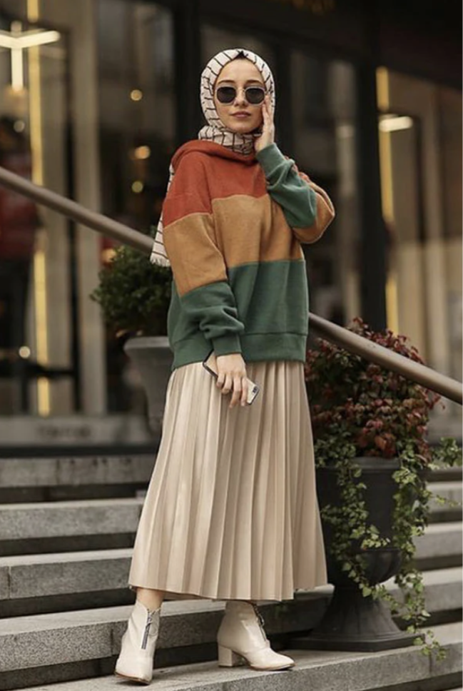 Trends in Female Islamic Clothing And Tradition Meets Modernity