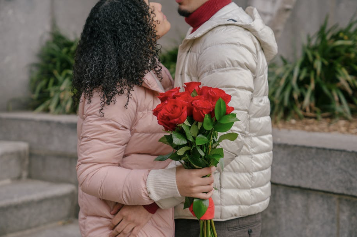 How Professional Guidance Can Help Couples Resolve Conflicts and Strengthen Emotional Bonds
