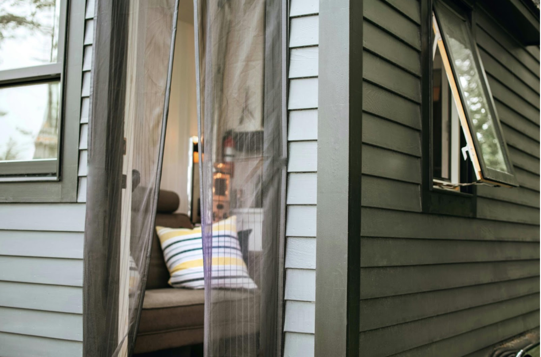 How to Choose the Right Siding for Your Tiny Home's Exterior