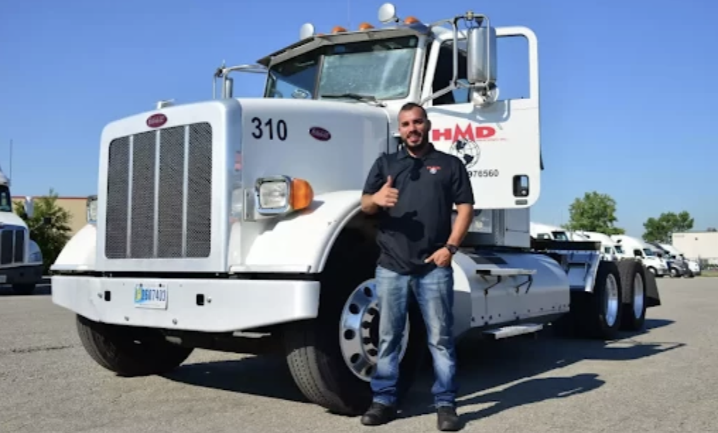 Teaming Up for Success: The Benefits of Dry Van Driving with HMD Trucking