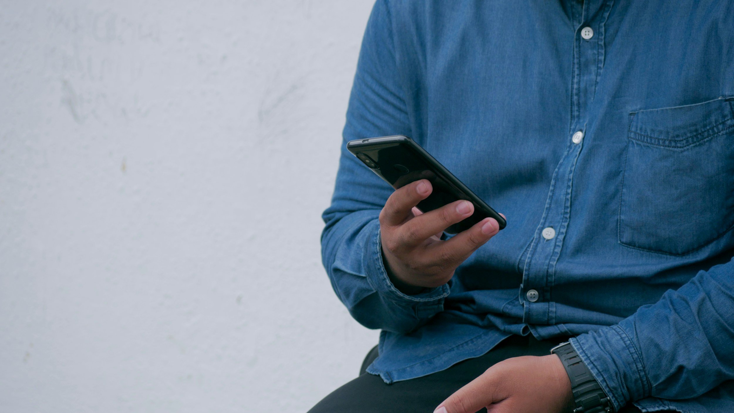 Mobile compliance of Level Up Casino: mobile application and mobile website section