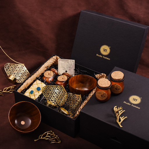 Handmade with Love Hampers: The Ultimate Personalized Gift