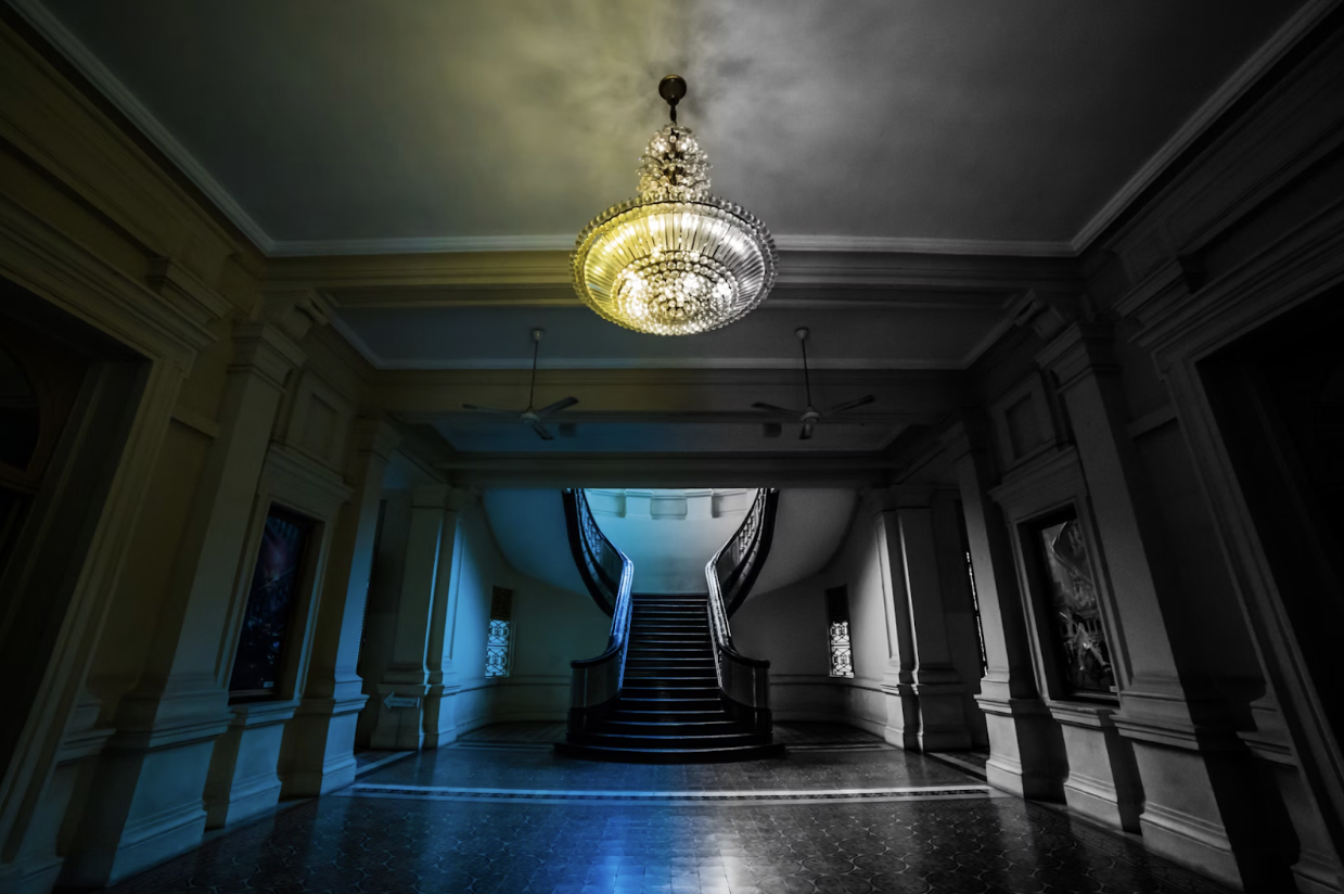 Decorate Your Rooms With High-end Light Solutions