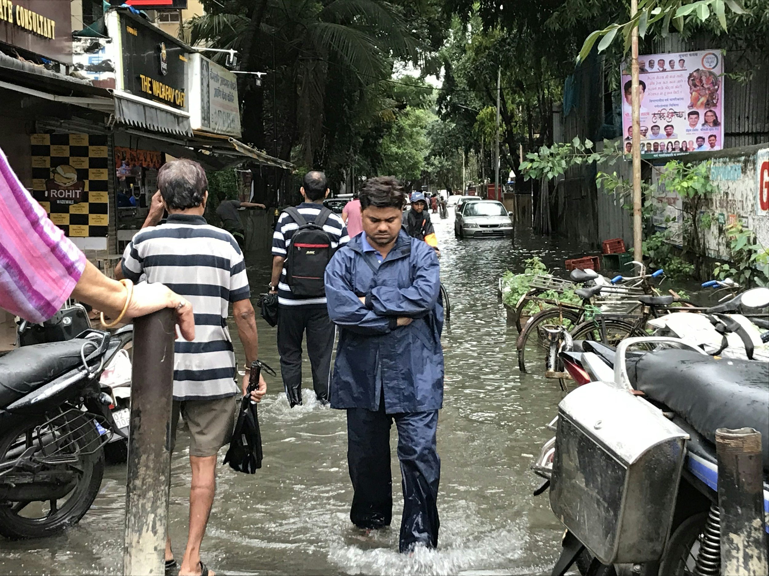 Staying Safe During Natural Disasters While Traveling