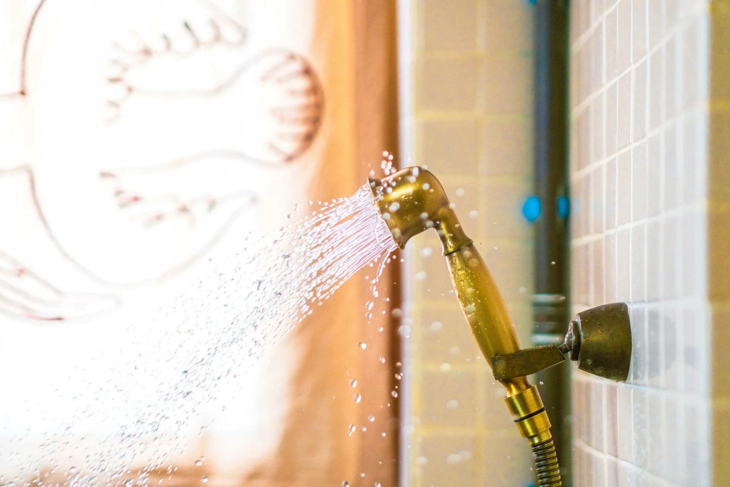 How Can Shower Steamers Elevate Your Evening Wind-Down Routine? Discover Their Benefits and Uses