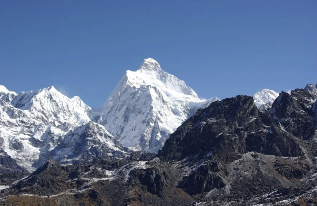 Ultimate Guide to Kanchenjunga Base Camp Trek
