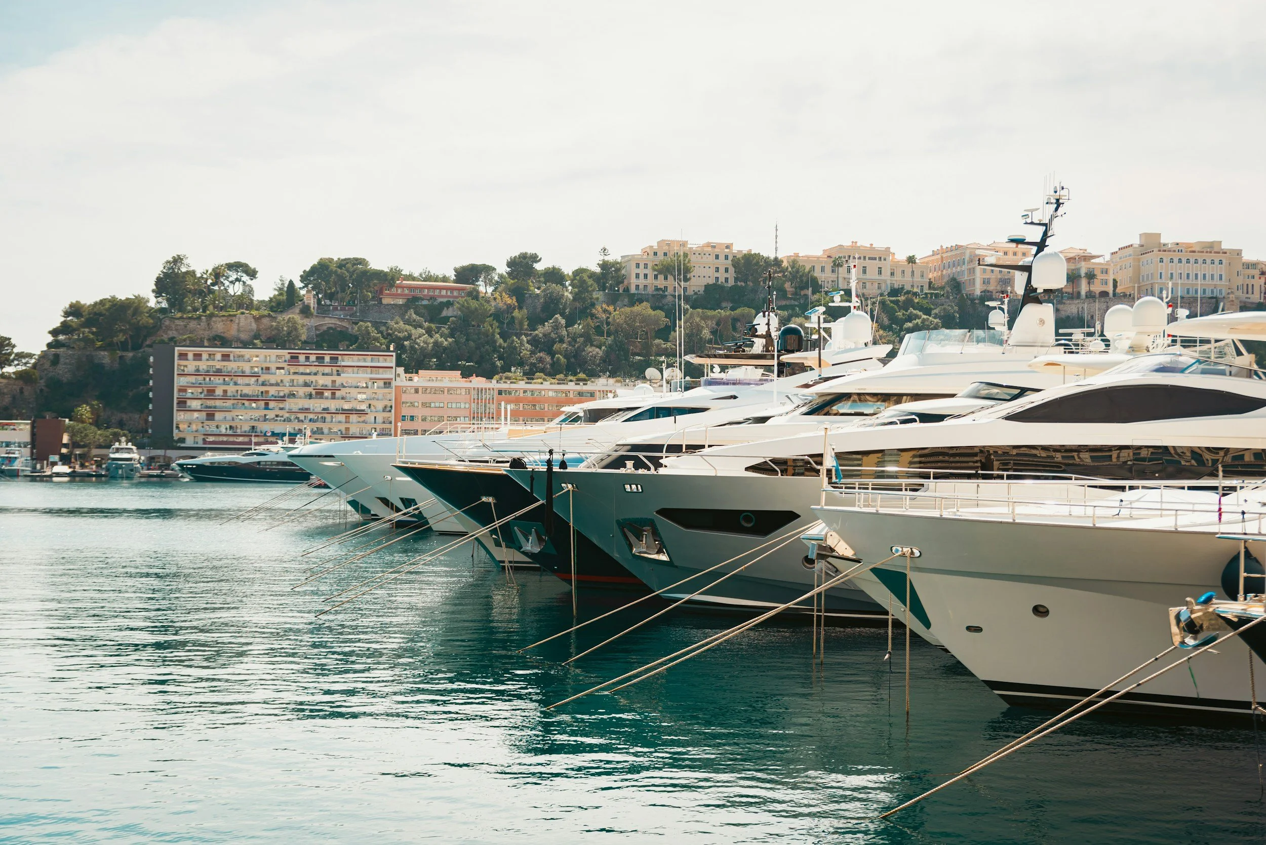 Understanding the Factors Influencing Yacht Charter Cost