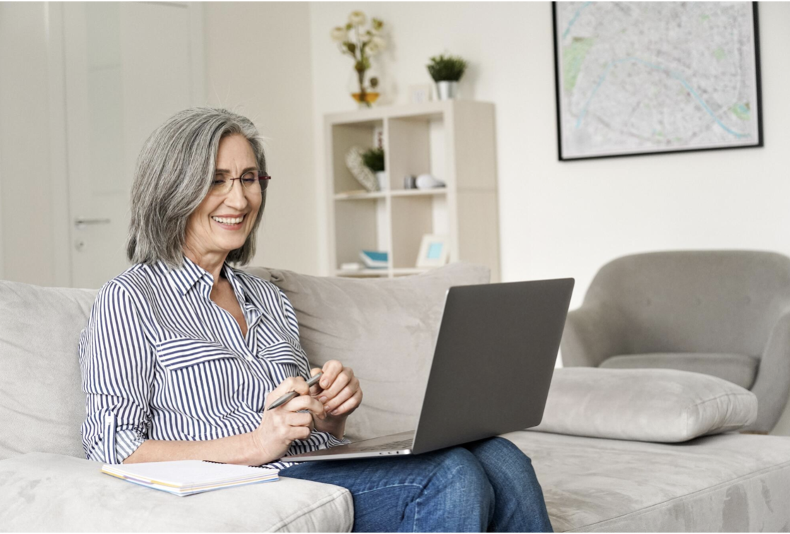 4 Things You Need to Know About Retirement Communities for Single Seniors