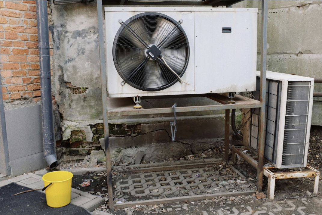 When Is It Time to Replace Your HVAC System Instead of Repairing It?