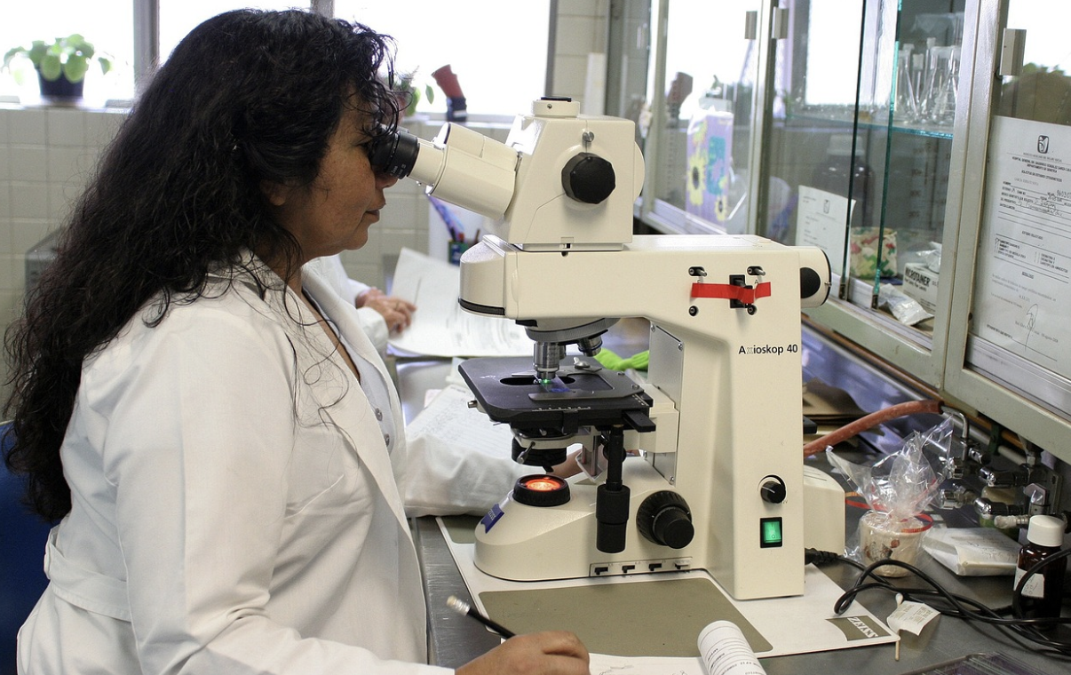 Can Stem Cells Help Cure Age-Related Health Issues? Here's What to Know