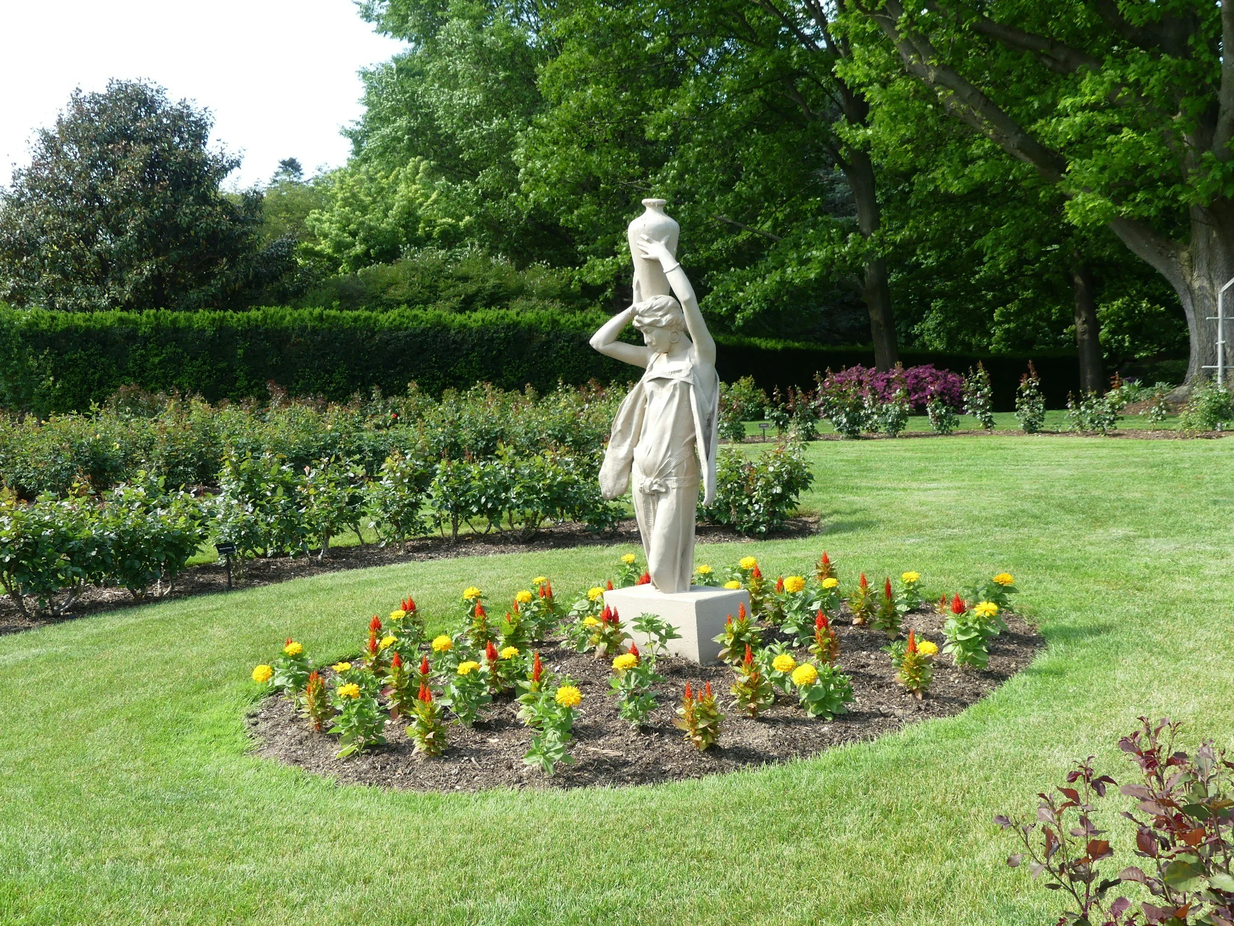 How to Incorporate Outdoor Garden Statues into Your Garden Design