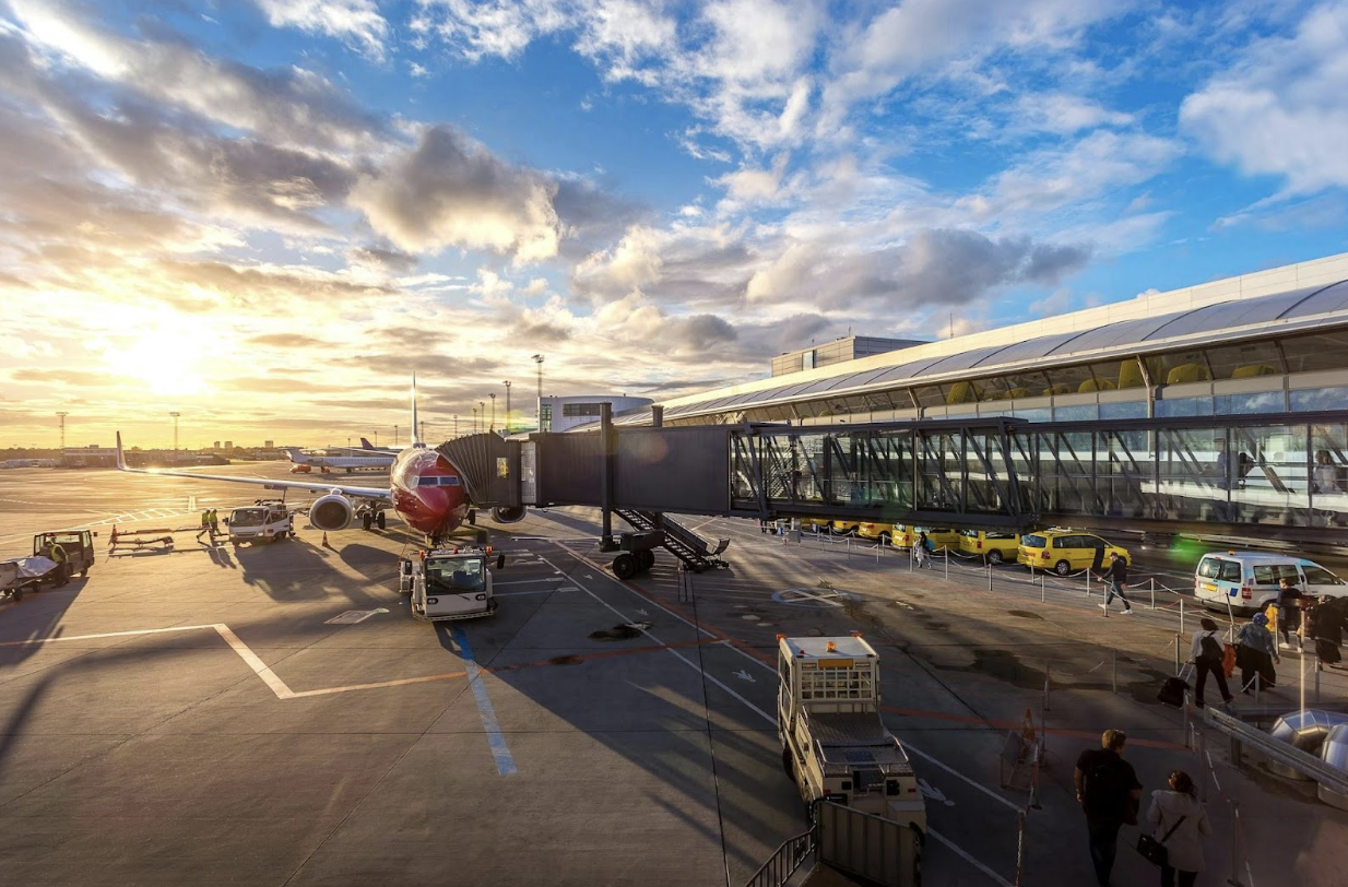 6 Smart Ways To Make Your Next Airport Layover More Bearable