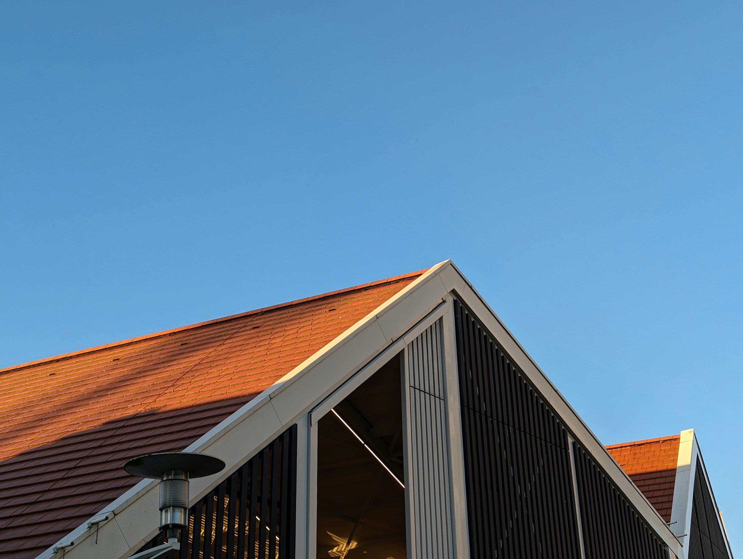 When to Consider a Roof Replacement: Expert Advice for Northern VA Homeowners