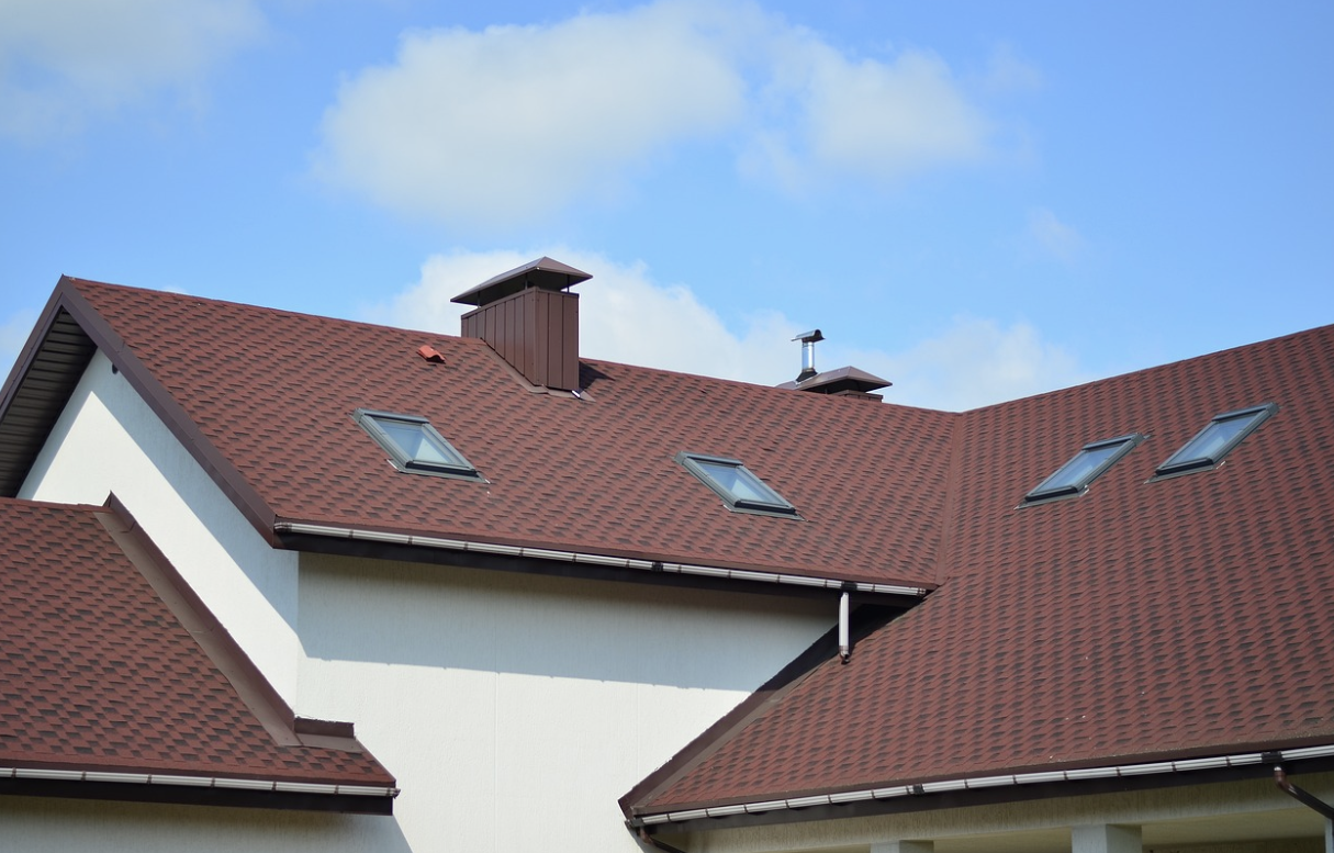 How to Spot the Signs of a Roof Decay