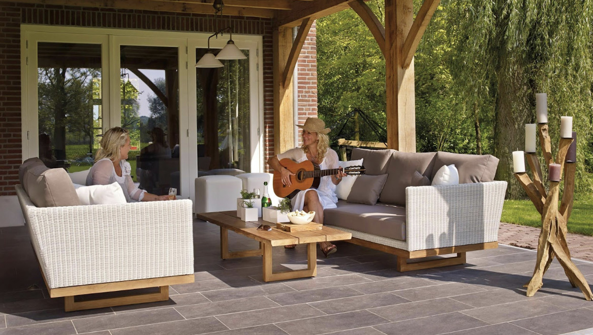 How to Maximize Outdoor Space for Small Homes