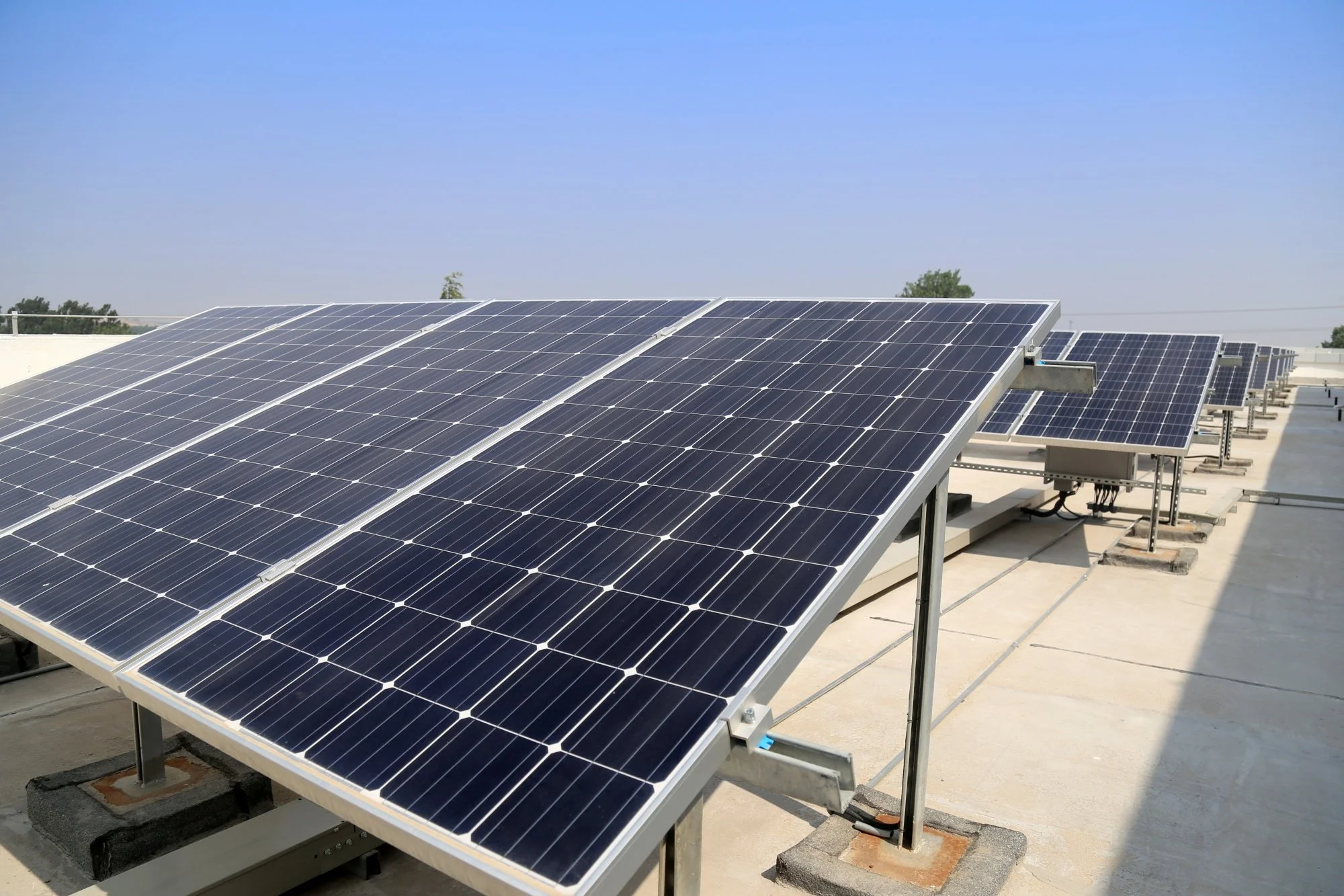 Solar Panel Efficiency: What Factors Affect Performance?