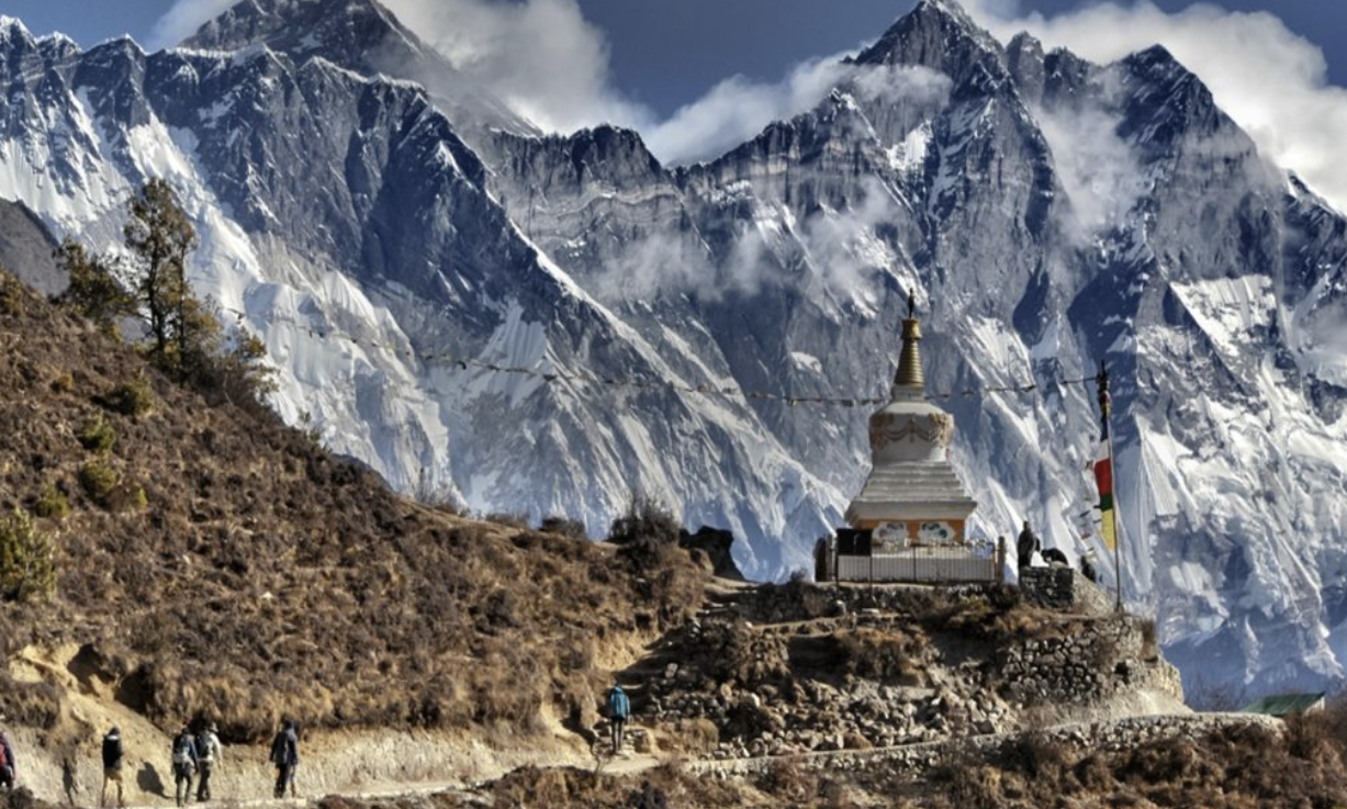 Top 10 Reasons to Trek the Annapurna Circuit in 2025