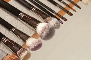 Master Your Makeup Game with Professional Makeup Brushes