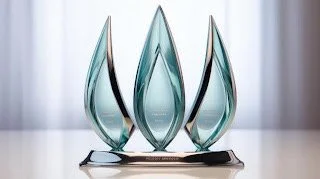 5 Popular Styles of Engraved Glass Trophies 