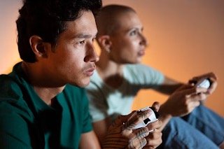 What Makes an Online Game Truly Addictive? 