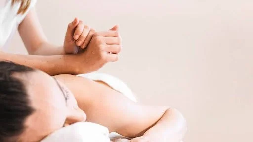 The Art of Finding the Perfect Business Trip Massage Spot