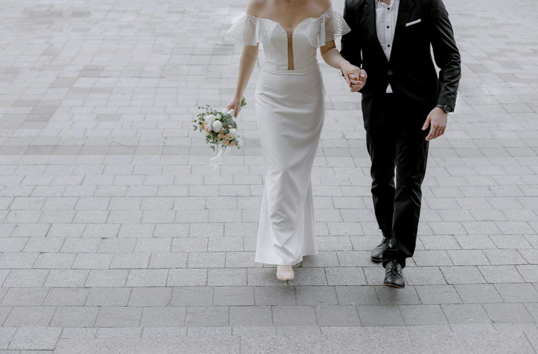 How to Choose Wedding Attire That Works for Everyone