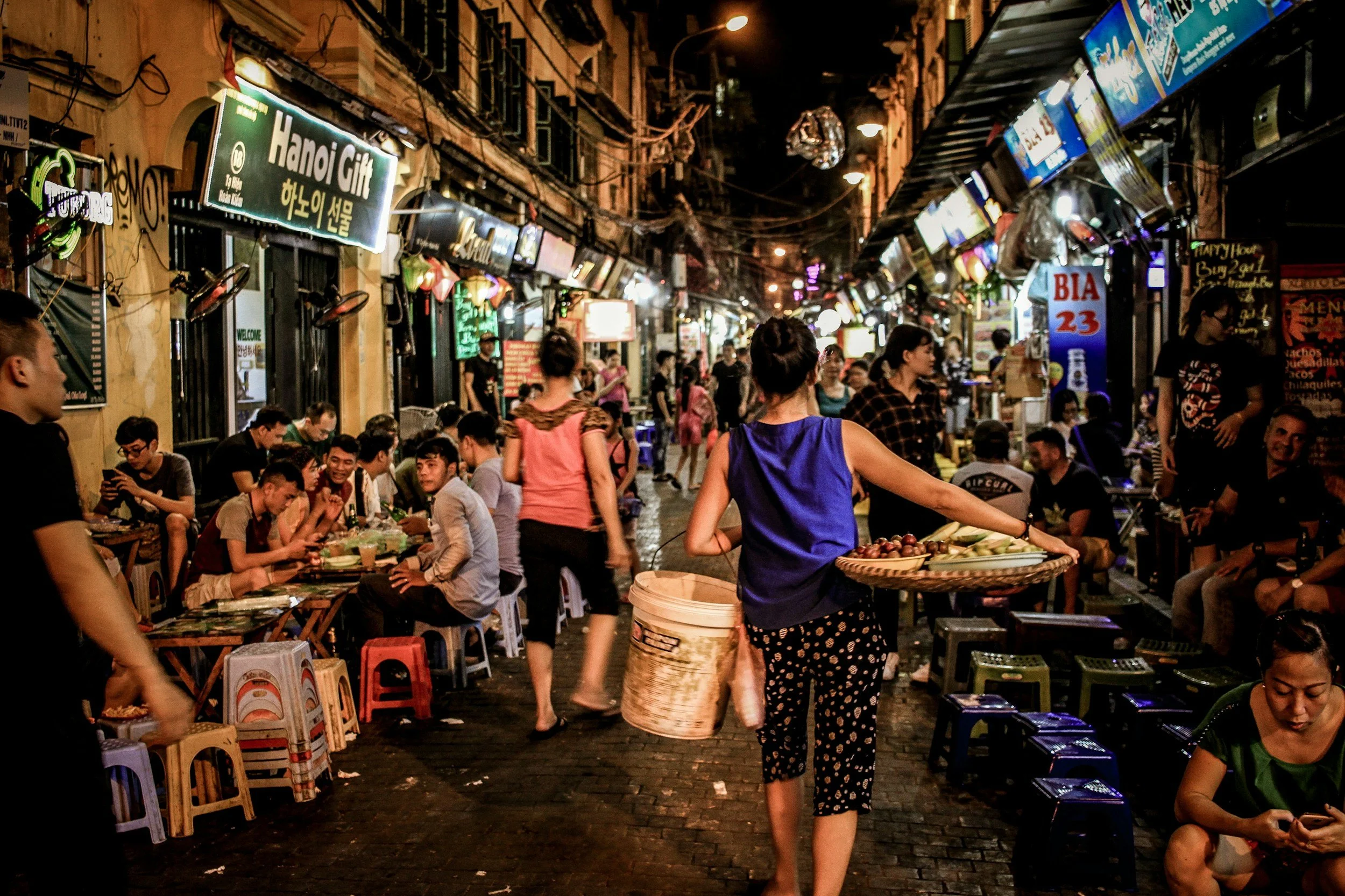 How to Experience the Vibrant Nightlife in Hanoi?