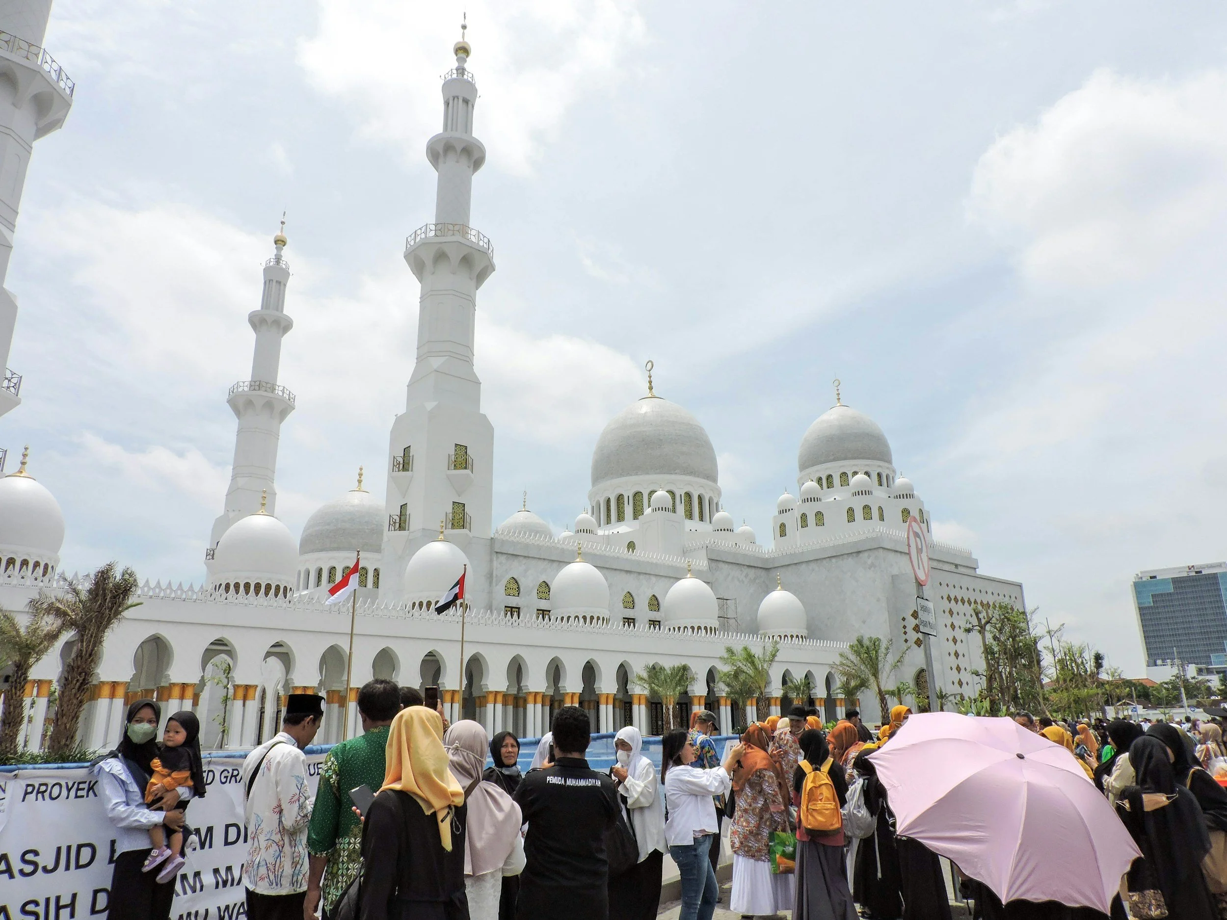 How to Plan an Action-Packed Day in Abu Dhabi