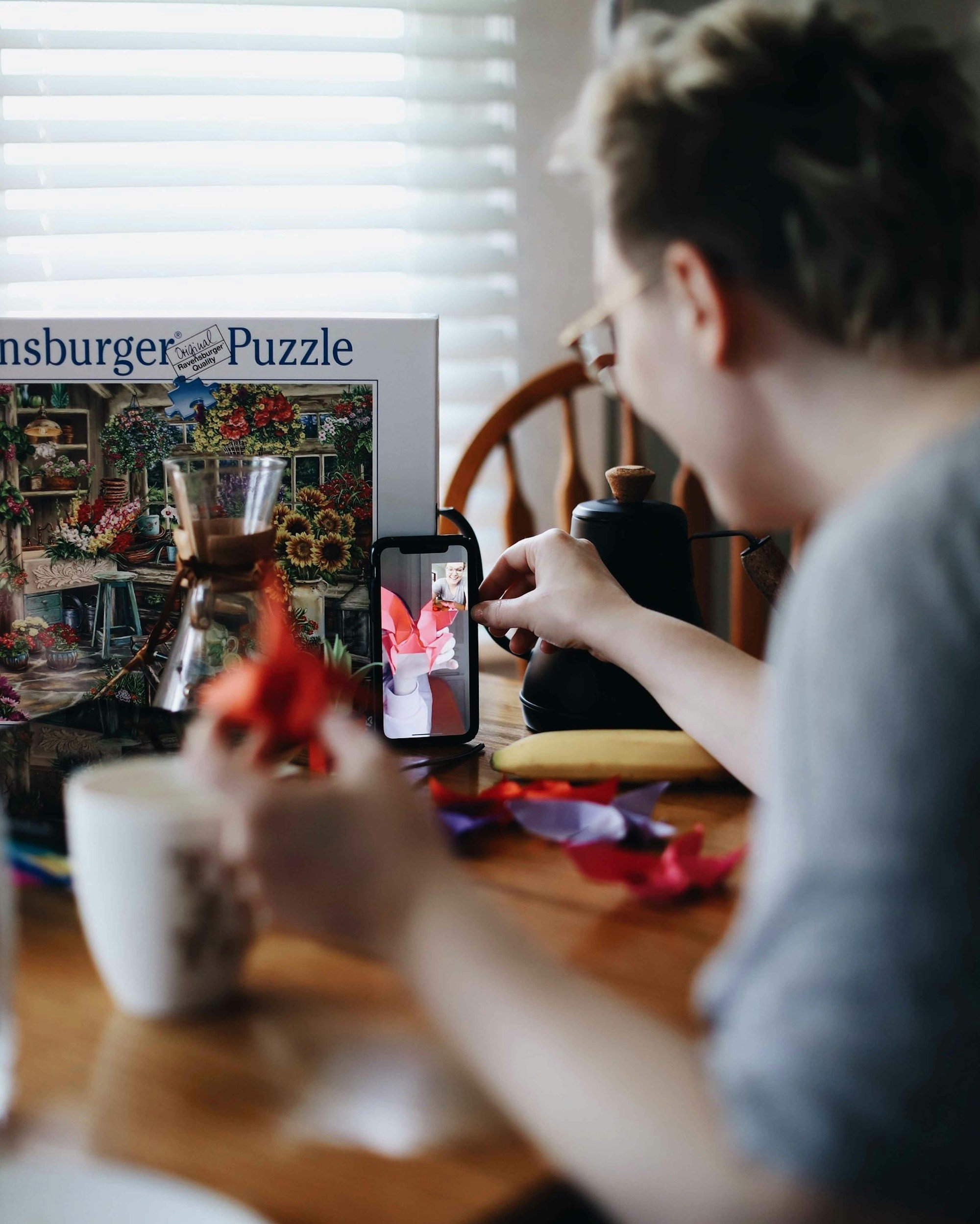 5 Benefits of Playing Online Games with Friends