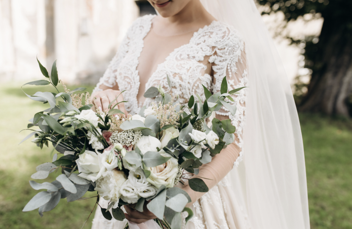 Bridal Elegance: The Most Timeless Wedding Dress and Jewelry Styles