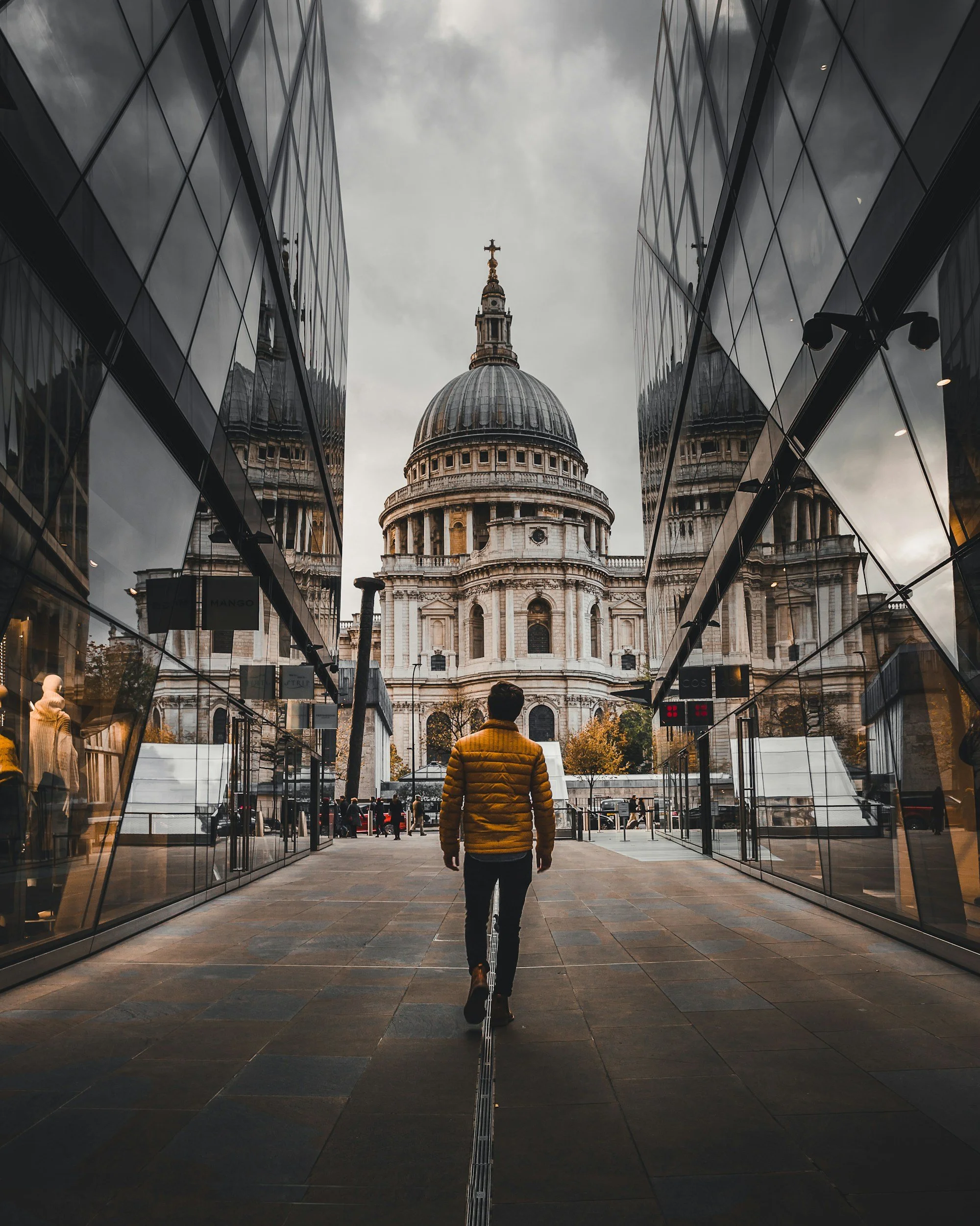 Tourists in London: What to Wear During Your Stay
