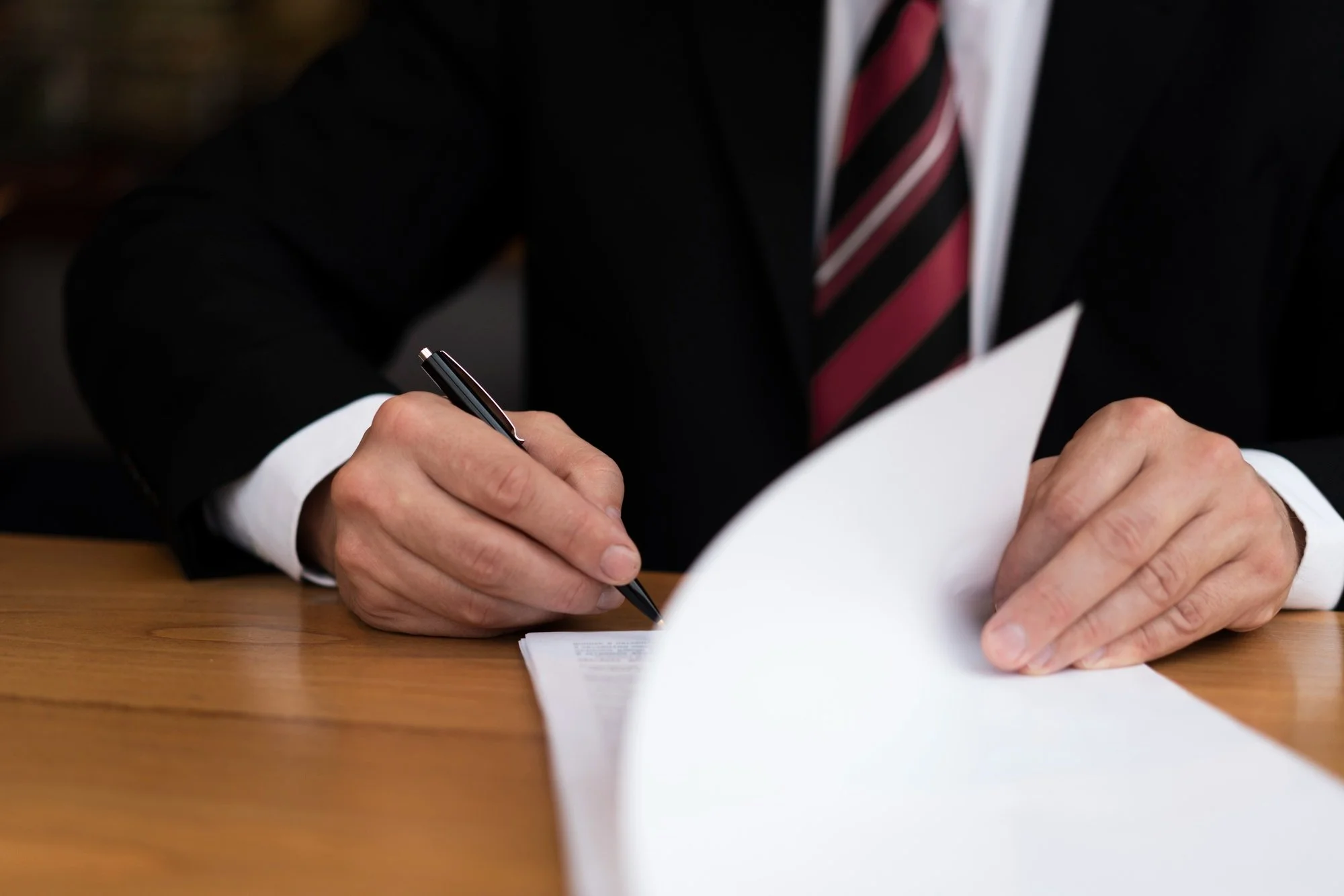 When Your Lawyer Breaks the Deal: Understanding Attorney Breach of Contract
