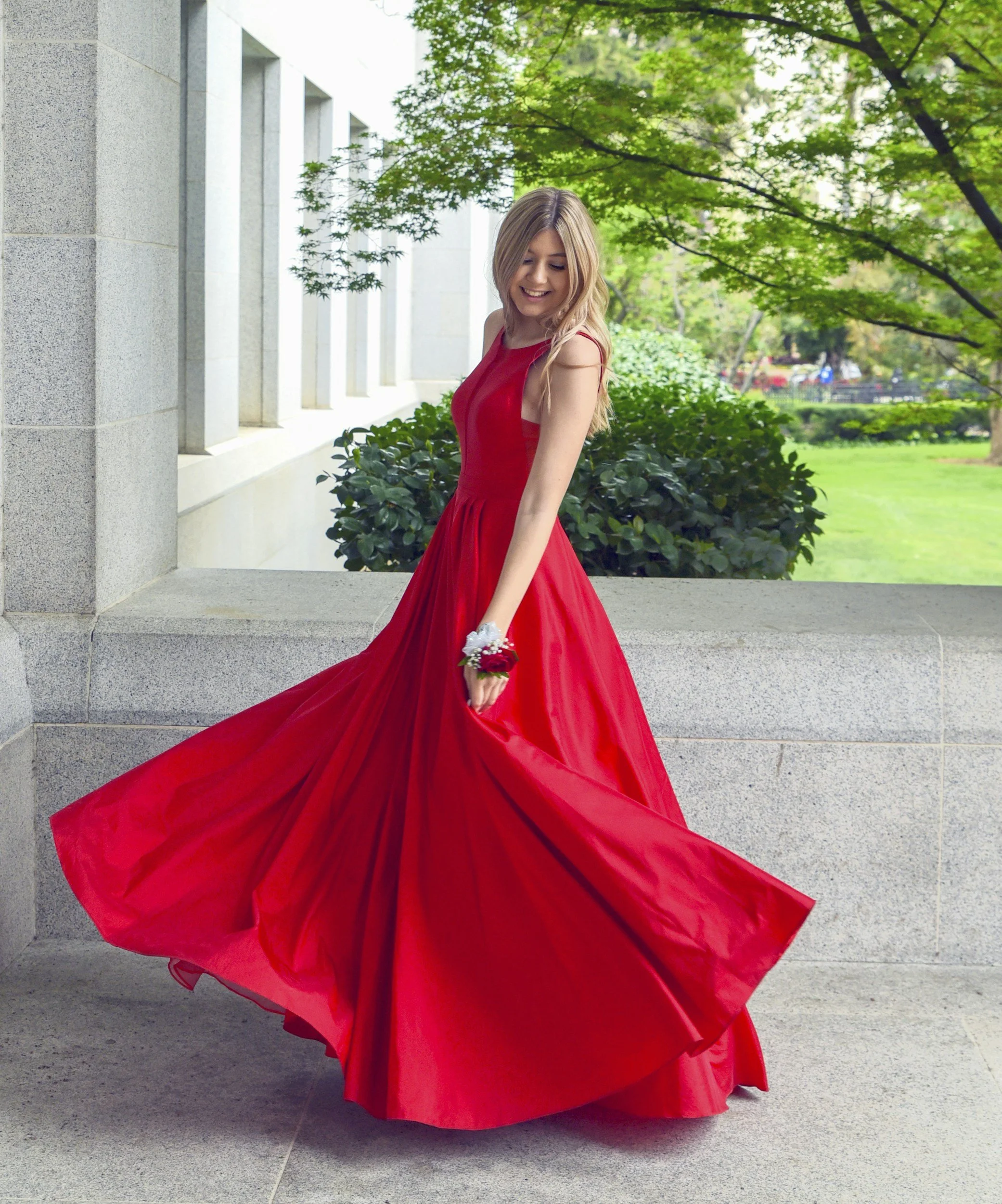 Elevate Your Wardrobe: The Timeless Appeal of Women's Dresses