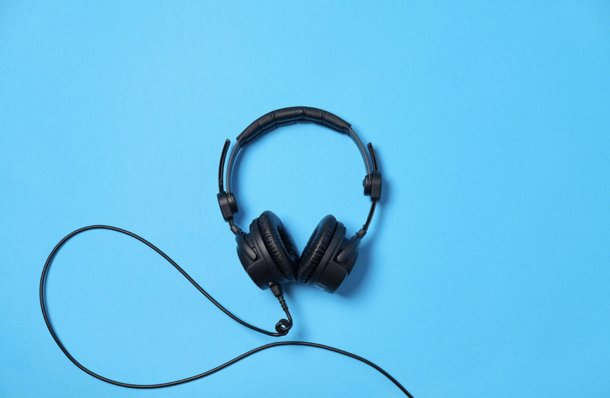 Top-Quality Marine Headsets: Enhancing Communication for Nautical Enthusiasts