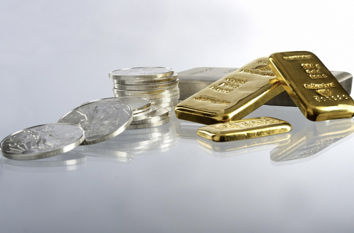 How Precious Metals Enhance Personal Finance Strategies