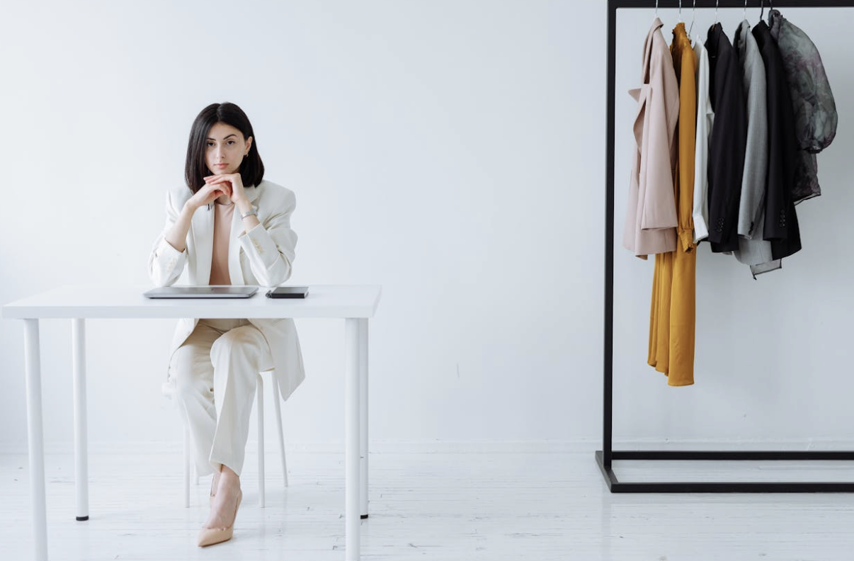 How to Upgrade Your Wardrobe Using Smart Online Shopping