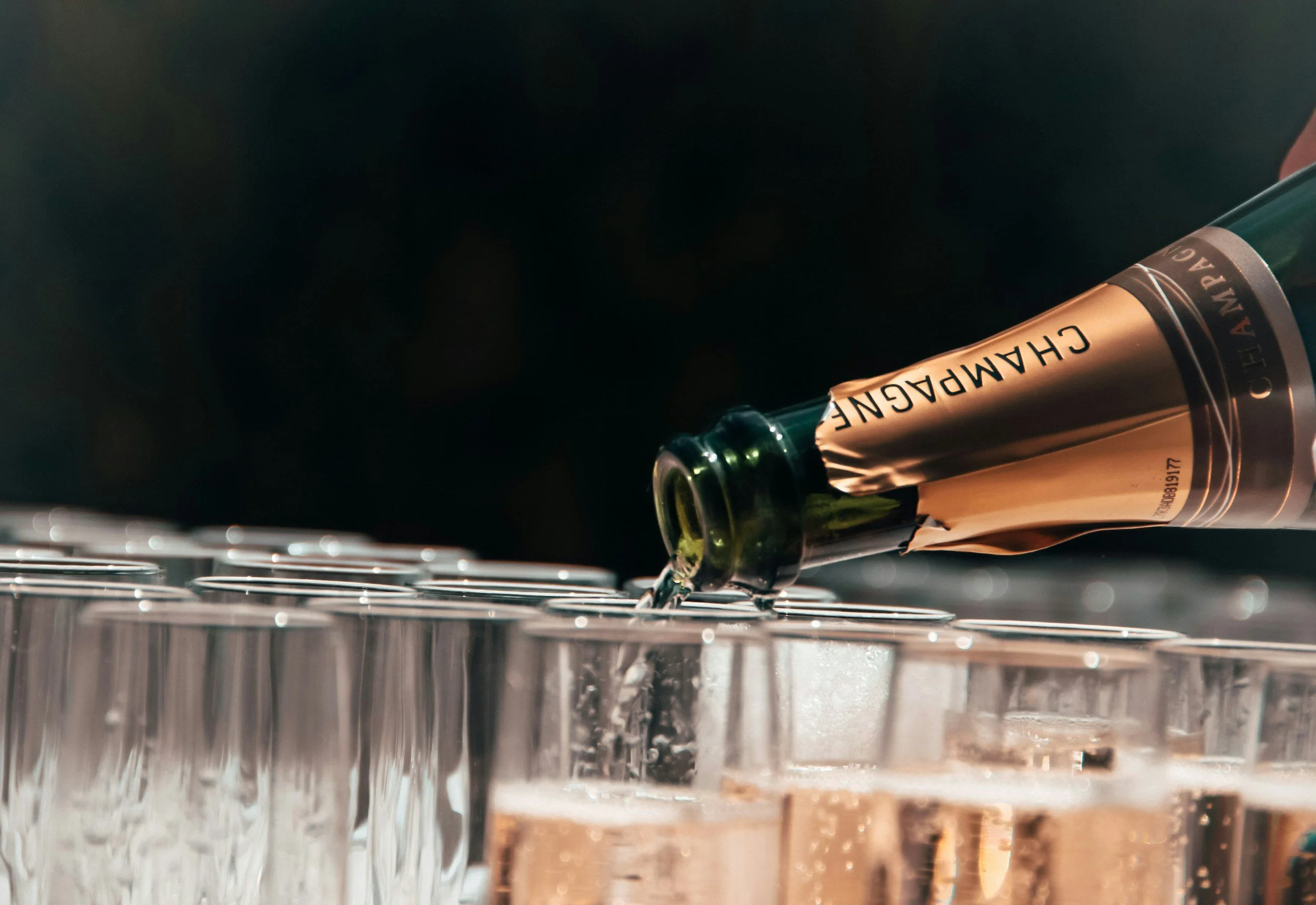 Best Champagne Gifts to Surprise a Loved One this Christmas