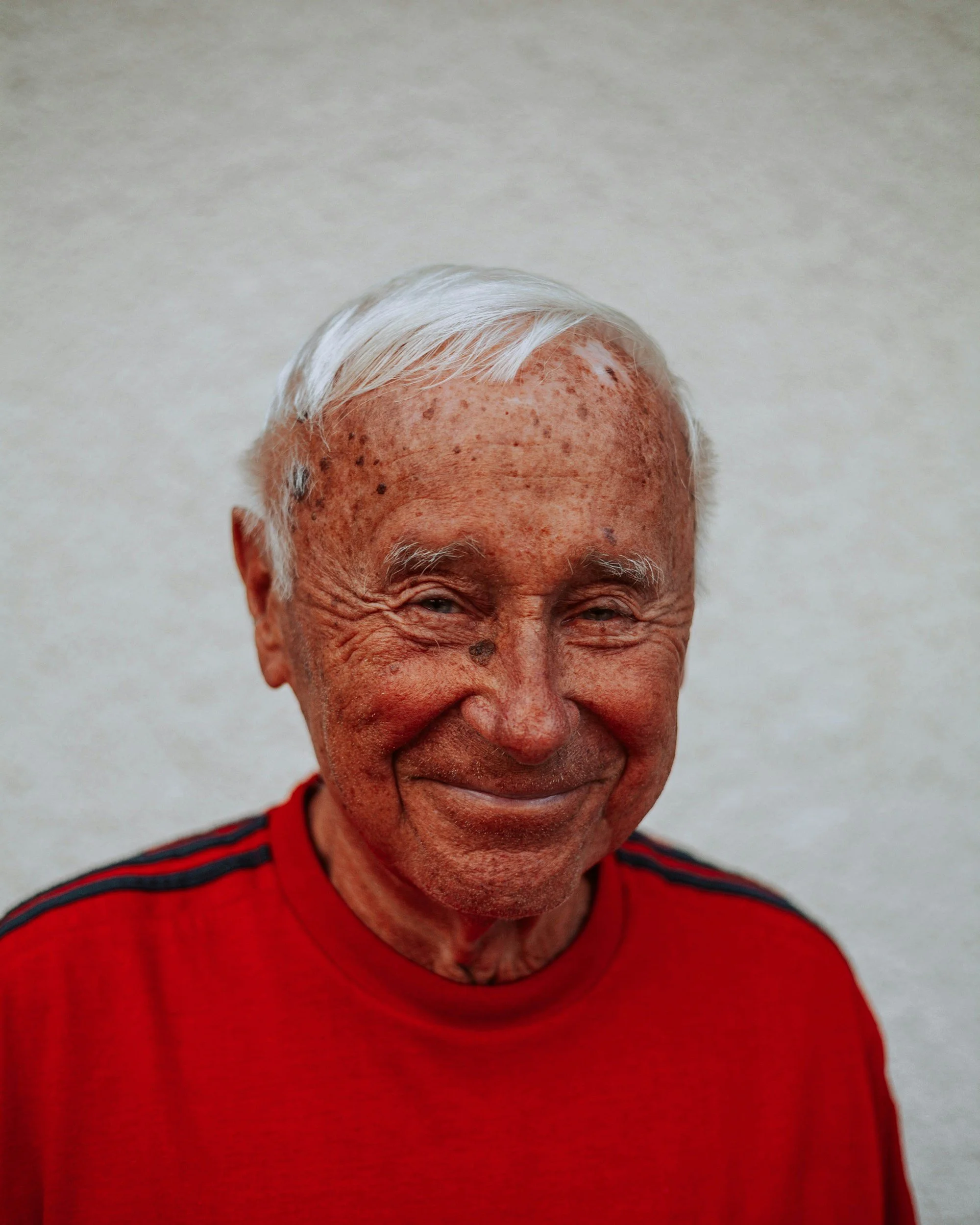 Understanding Elderly Living Communities: What Families Should Know