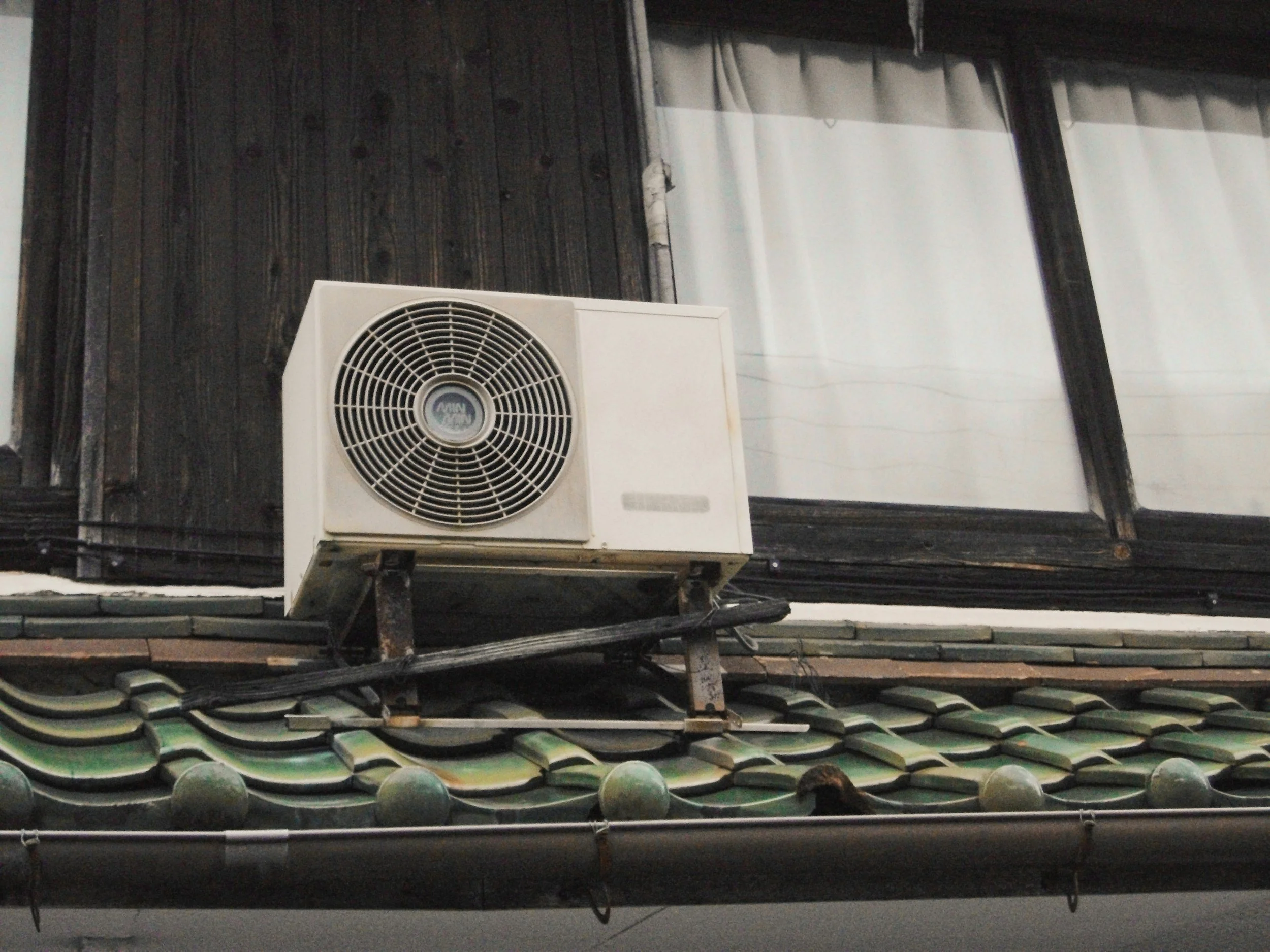 10 Signs Your Air Conditioner Needs To Be Replaced