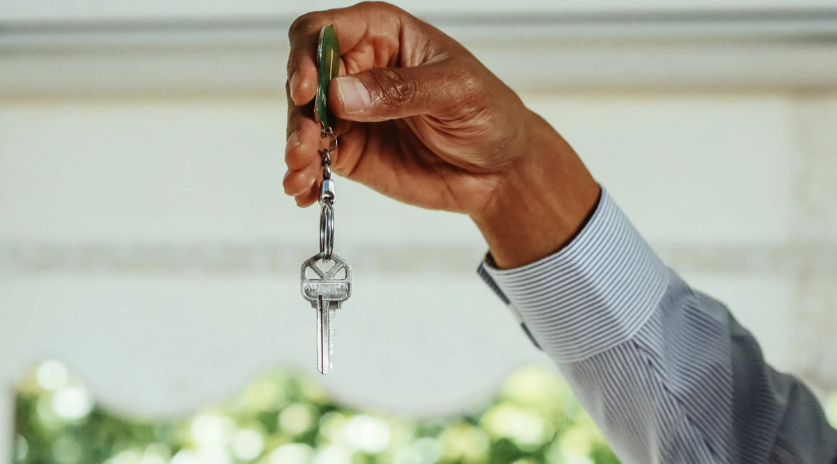 The Legal Side of Turning a Property into a Tourist Rental