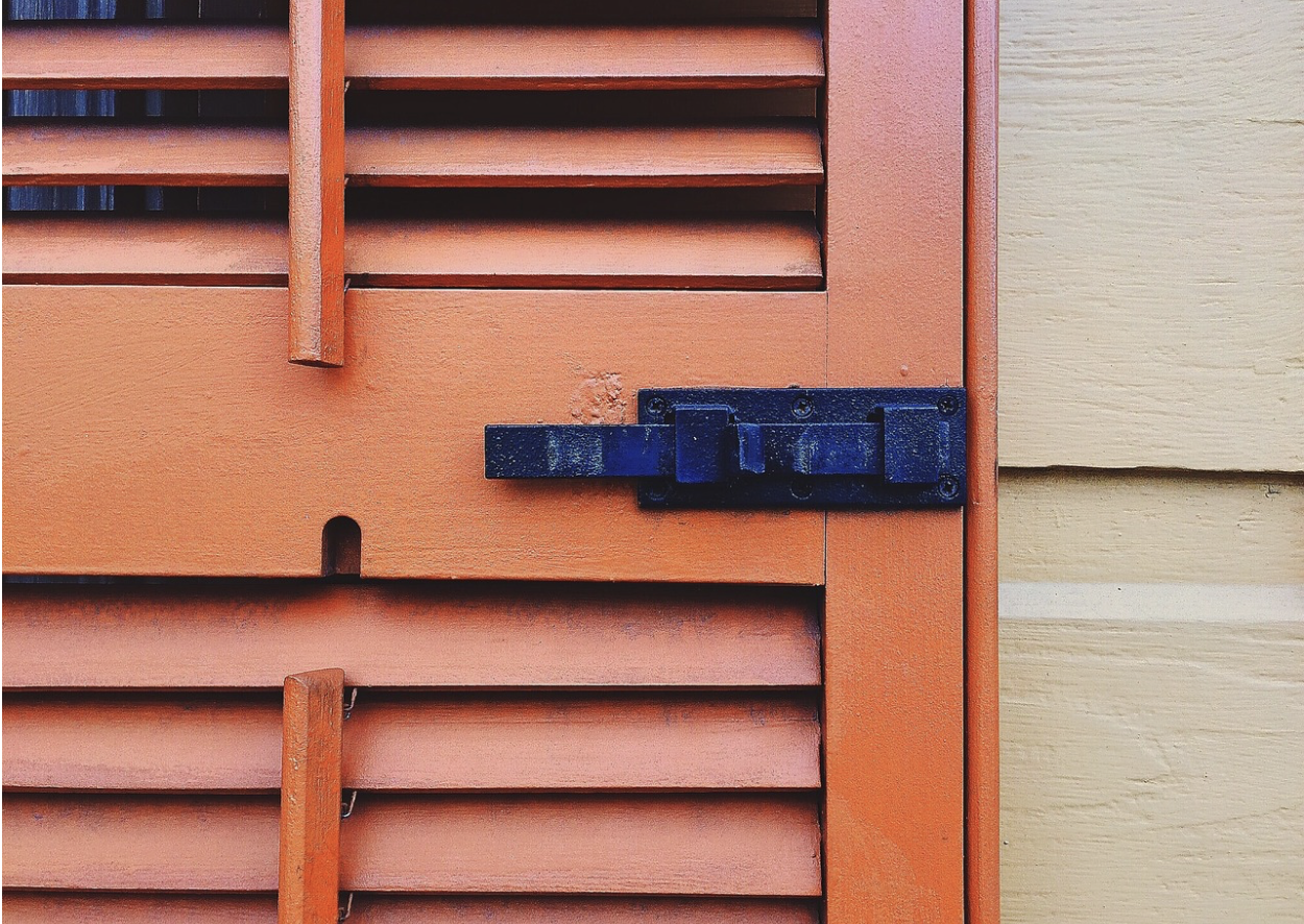 6 Useful Tips Worth Following When Choosing the Right Shutters