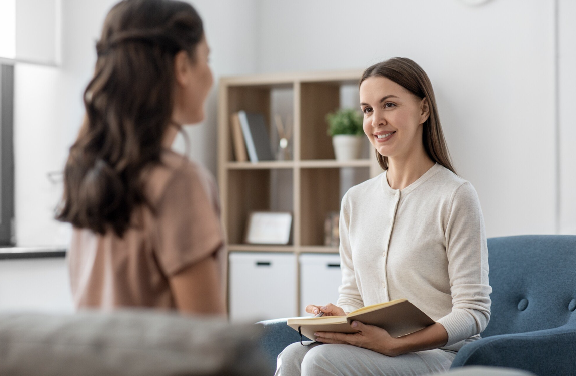 Integrating Mindfulness into Clinical Psychology Practices