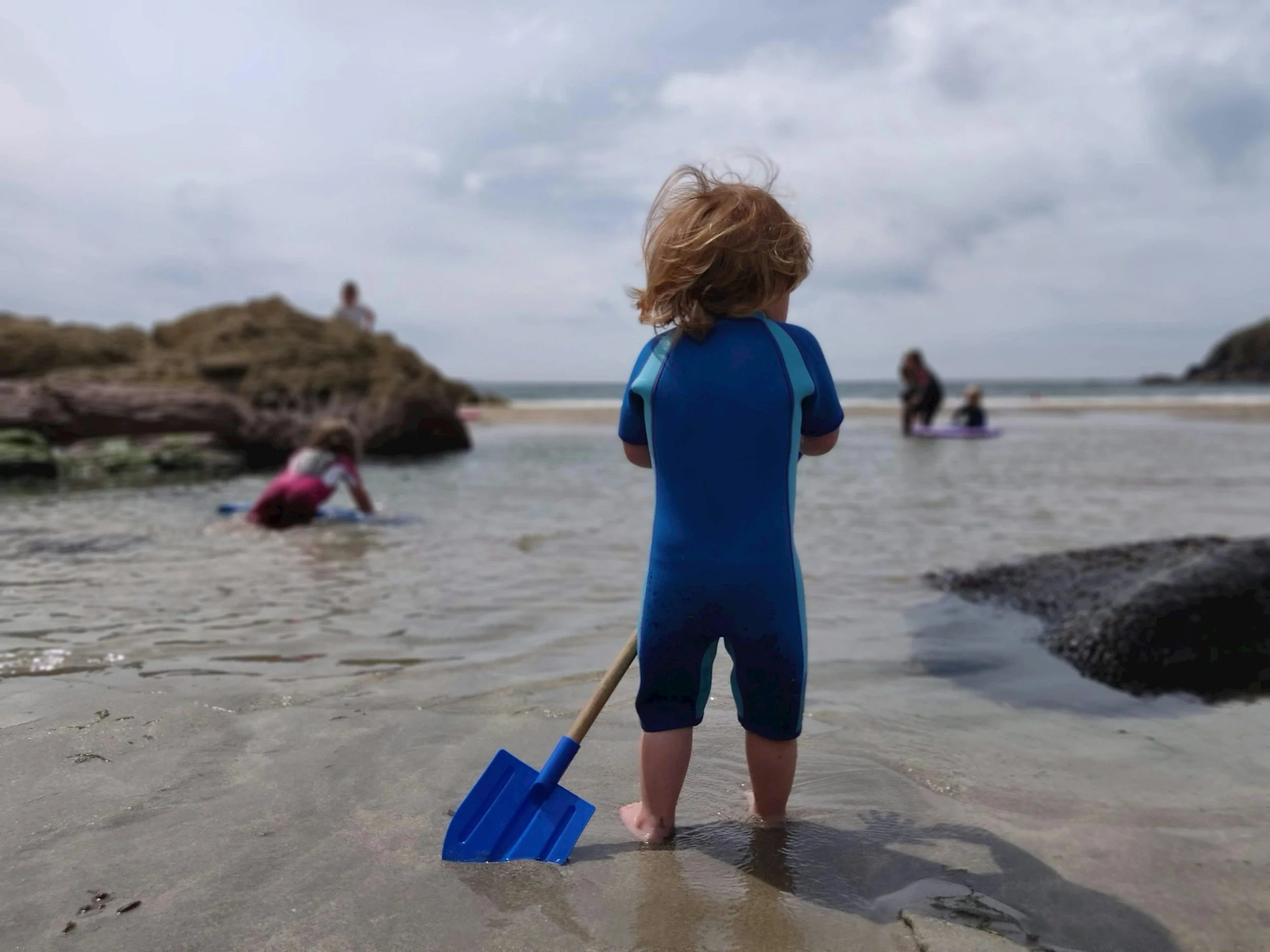 Making Waves: The Essential Guide to Choosing the Perfect Toddler Wetsuit
