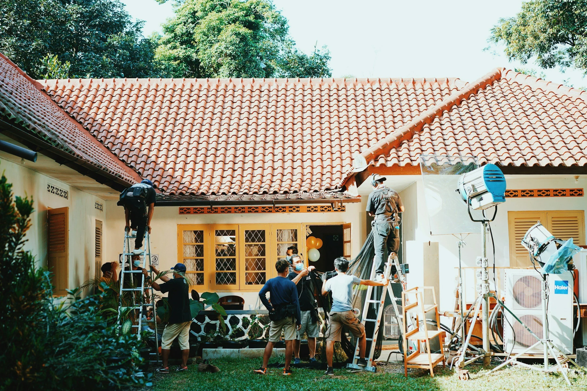Grain Meets Grandeur: Why True Home Remodeling Starts with Materials and Mastery
