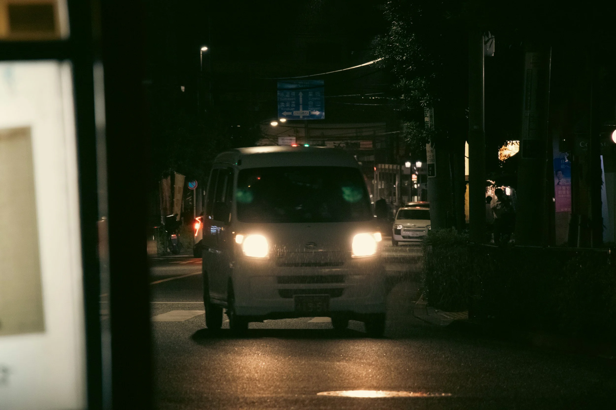 5 Big Reasons to Take a Shuttle Instead of Renting a Car
