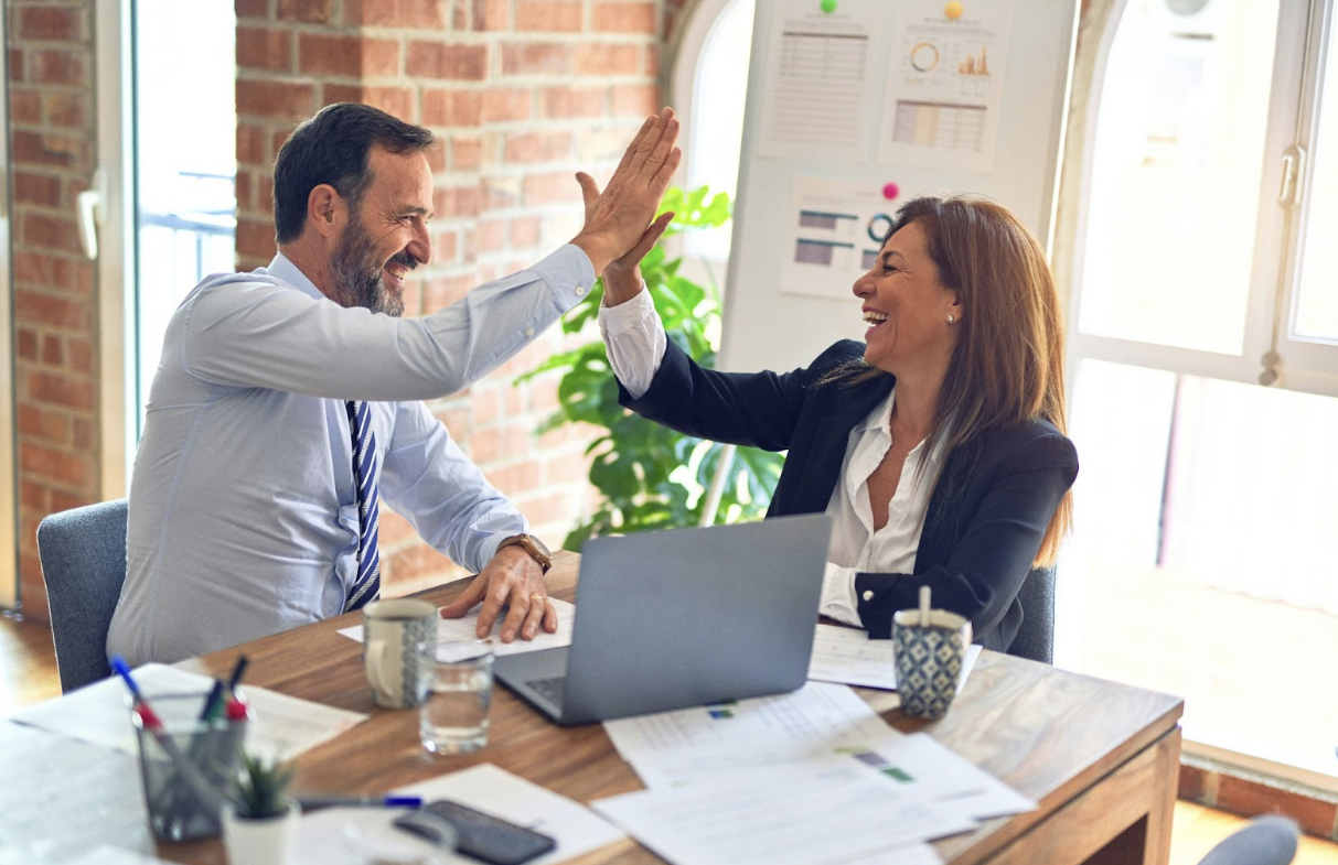 The Benefits of Working with a Commercial Designer for Your Business